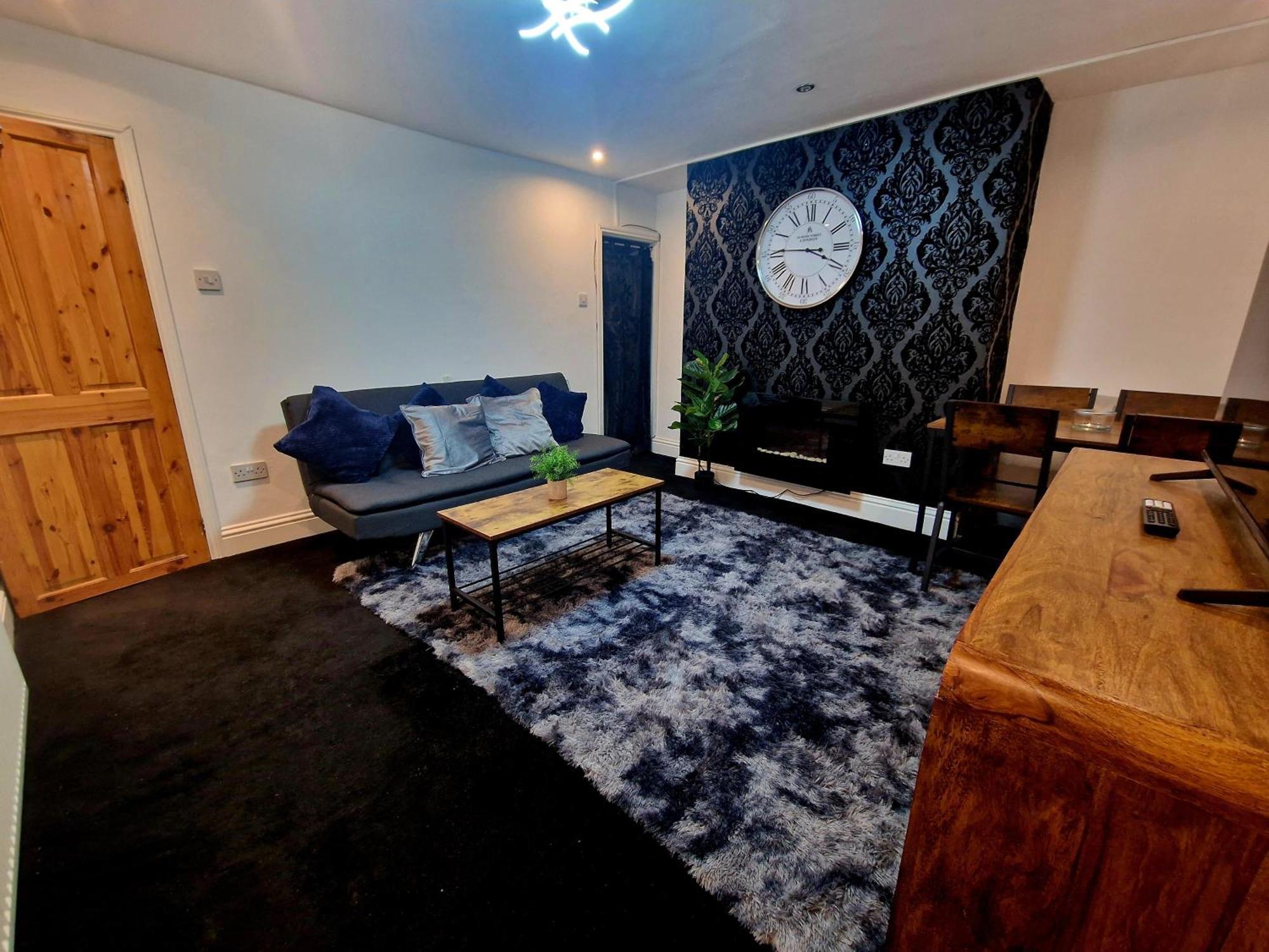 Private Courtyard Apartment In Bradford With Parking Shipley  Bagian luar foto